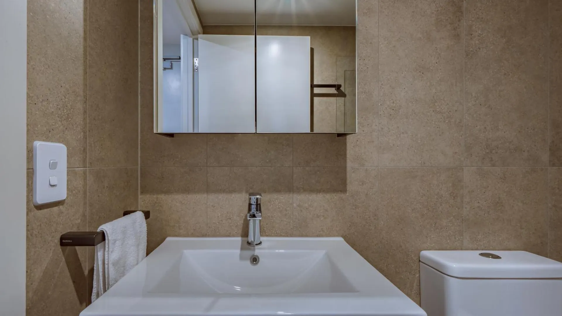 Apartment Modern Apt In Heart Of The City Canberra
